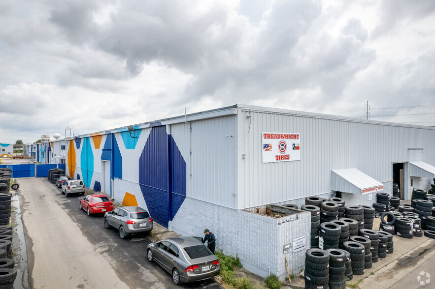 Primary Photo Of 6501 Navigation Blvd, Houston Manufacturing For Lease