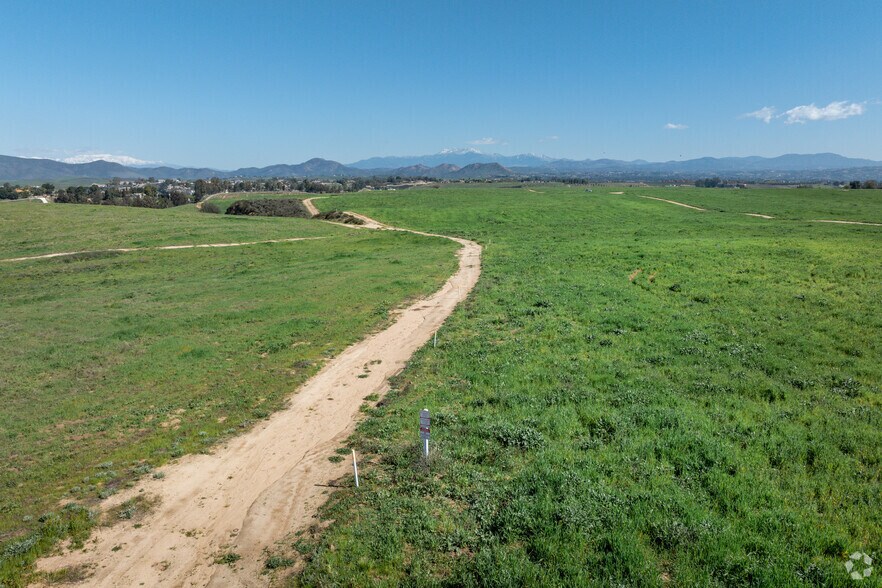 More Photos Of 32320 La Serena Way, Temecula Land For Sale