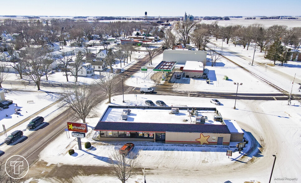 More Photos Of 320 Main St W, Sleepy Eye Fast Food For Sale