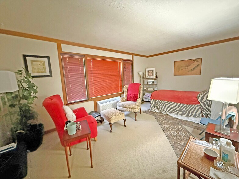 More Photos Of 1025 5th St, Novato Office For Sale