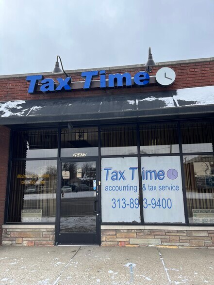 More Photos Of 20477 Van Dyke St, Detroit General Retail For Sale