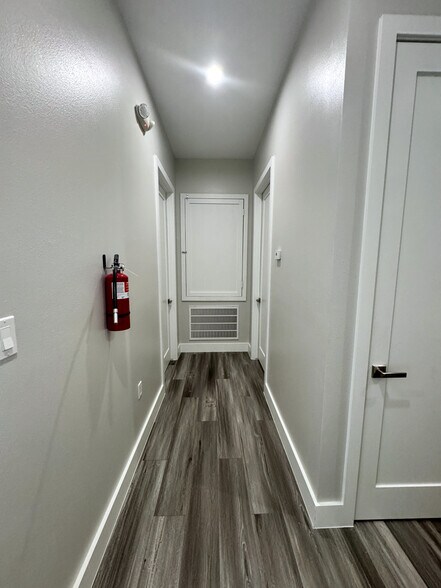 More Photos Of 8815 West Rd, Houston Office For Sale