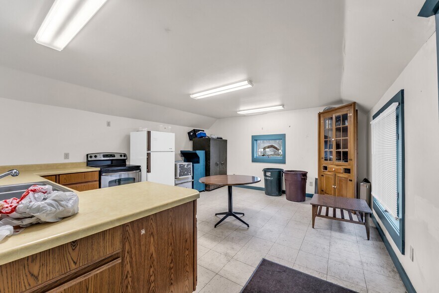 More Photos Of 6101 Lyons St, Burlington Lodge Meeting Hall For Sale