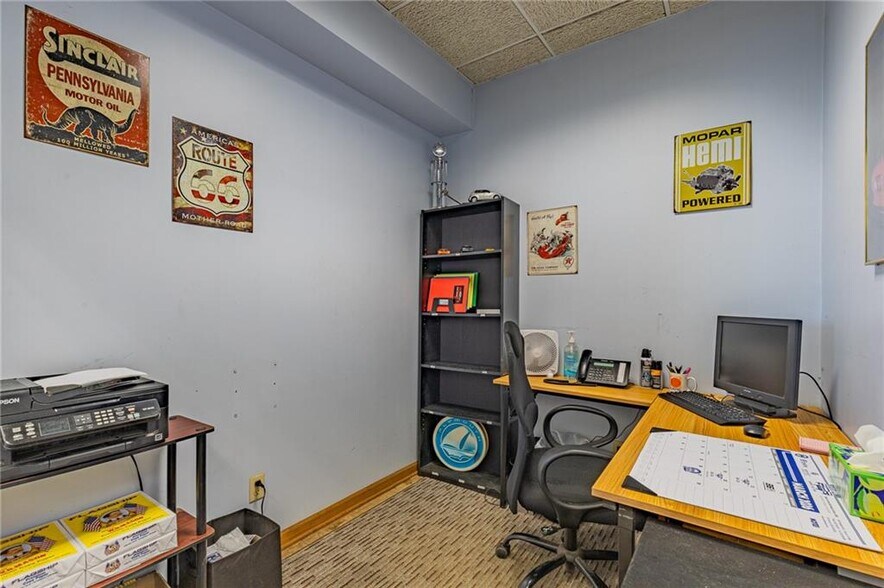 More Photos Of 4577 S Lake Rd, Brockport Auto Dealership For Sale