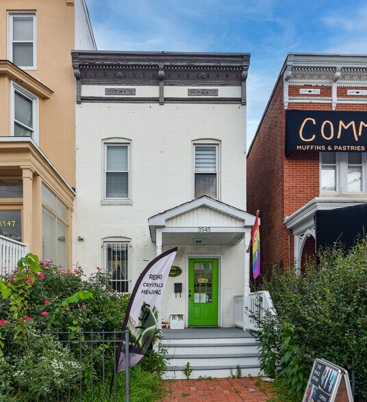 Primary Photo Of 3545 Chestnut Ave, Baltimore Office For Sale
