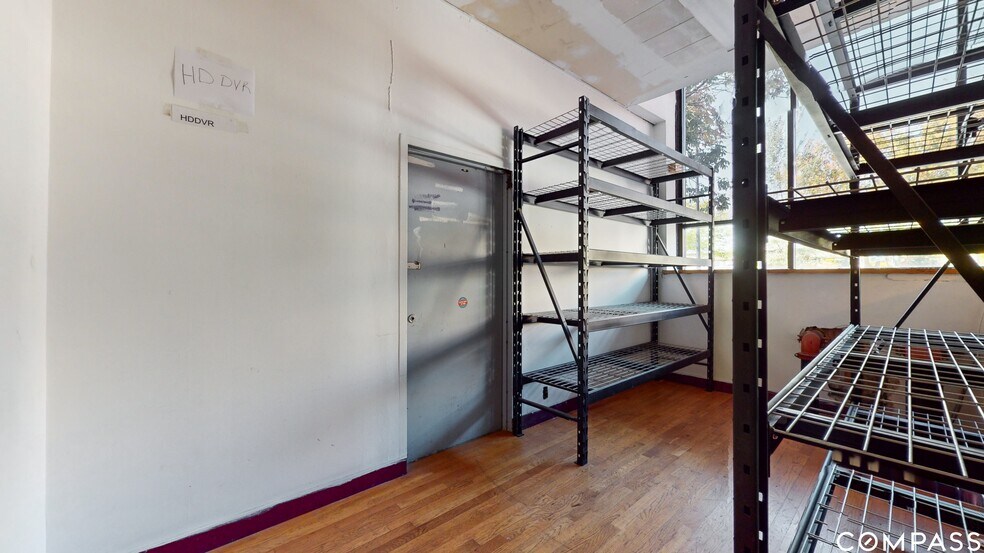 More Photos Of 2241 S Wabash Ave, Chicago Loft Creative Space For Sale