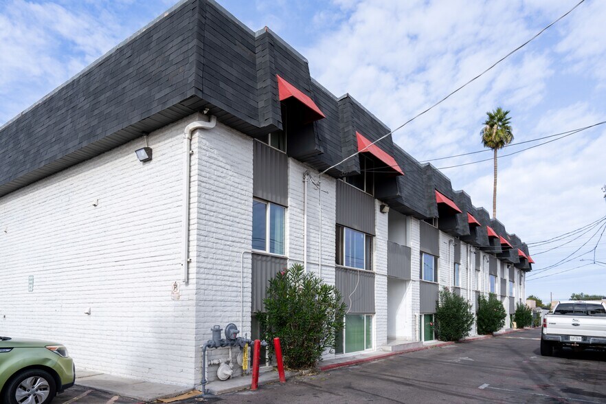 Primary Photo Of , Phoenix Multifamily For Sale