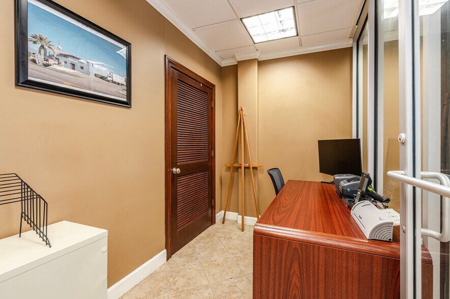 More Photos Of 1340 Highway 3, League City Freestanding For Sale