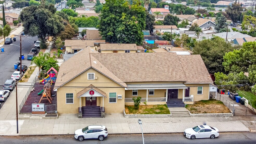 More Photos Of 600 S Towne Ave, Pomona Religious Facility For Sale