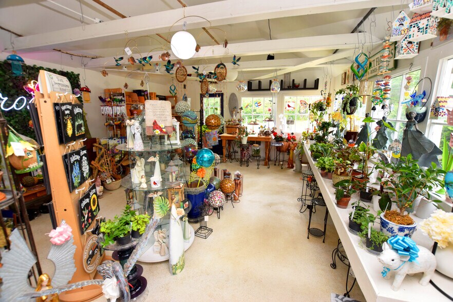 More Photos Of 2398 Grange Hall rd, Holly Land For Sale