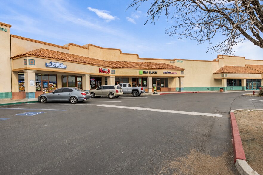 More Photos Of 20200 Outer Hwy 18, Apple Valley Storefront For Sale