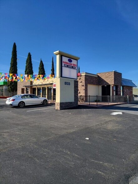 More Photos Of 5133 Madison Ave, Sacramento Freestanding For Lease