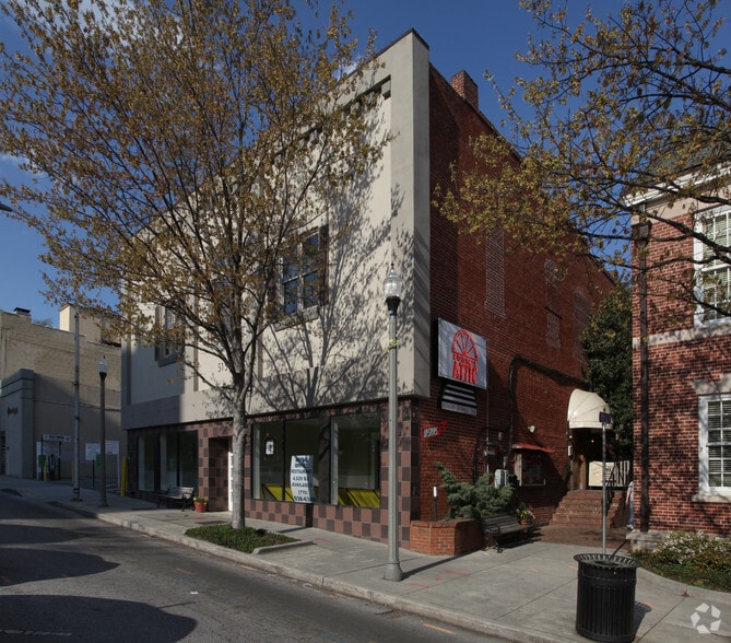 More Photos Of 515 N McDonough St, Decatur Storefront For Lease