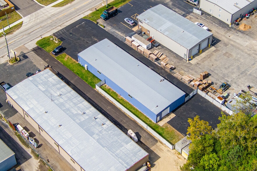 More Photos Of 560 S River St, Batavia Warehouse For Sale