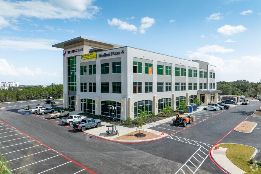 More Photos Of 11123 Christus Hills, San Antonio Medical For Lease