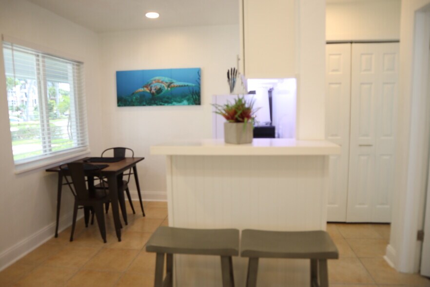 More Photos Of 101-107 Tacoma Ln, West Palm Beach Apartments For Lease