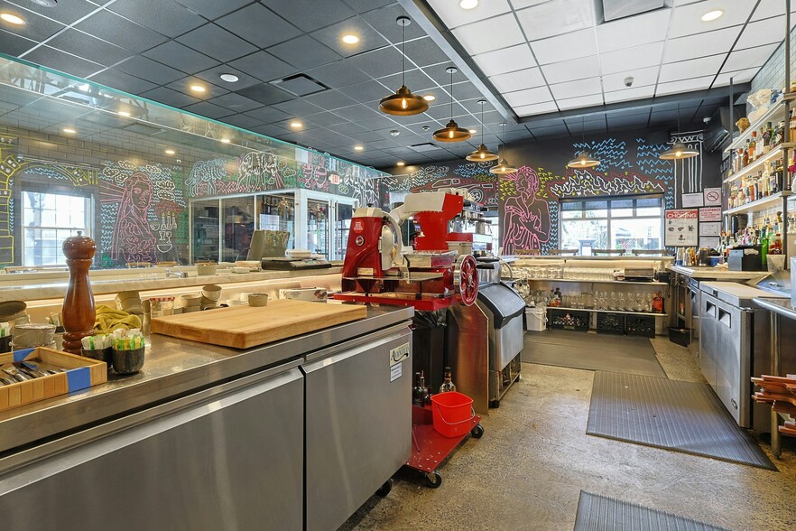 More Photos Of 50 Lafayette Ave, Suffern Freestanding For Sale