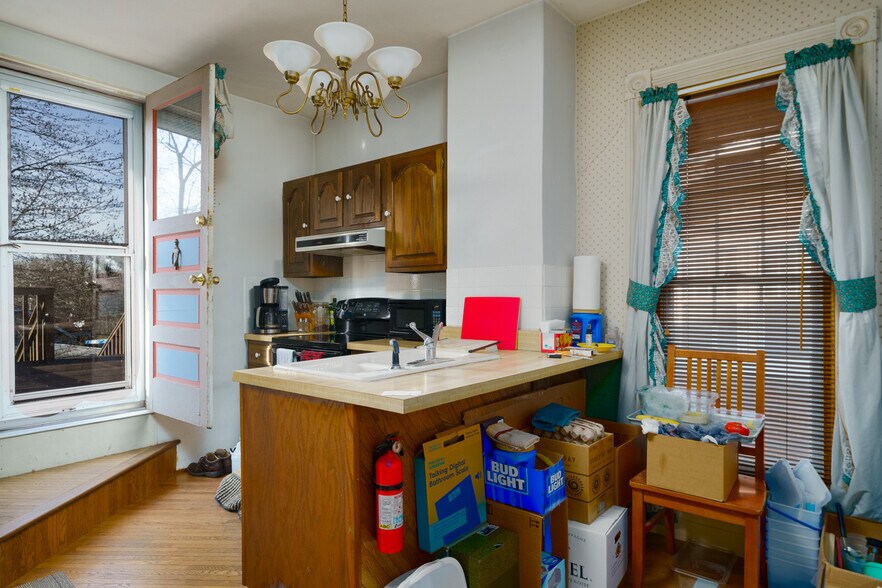 More Photos Of 261 Lebanon Ave, Belleville Apartments For Sale