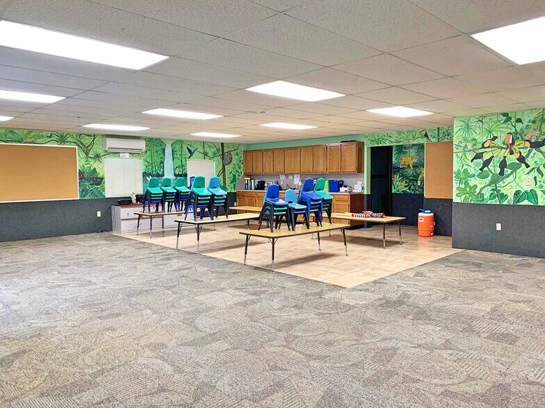 More Photos Of 18 Country Rd, Shavertown Medical For Sale