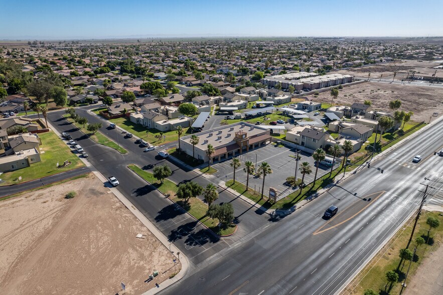 More Photos Of 801 E Birch St, Calexico General Retail For Sale