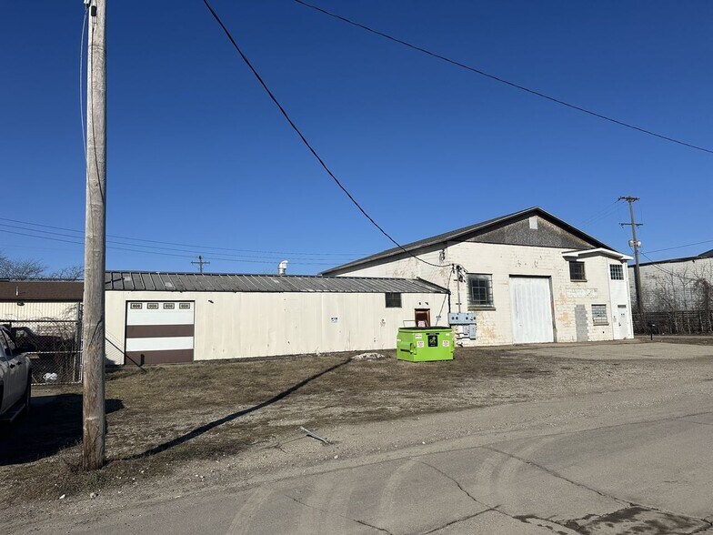 More Photos Of 1959 Sterling Ave NW, Grand Rapids Manufacturing For Lease