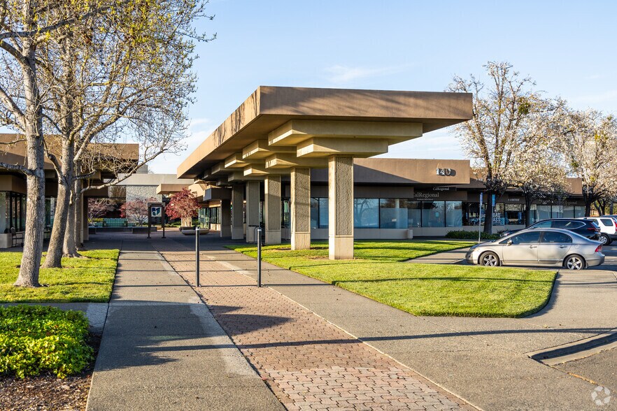 More Photos Of 130 Stony Point Rd, Santa Rosa Unknown For Lease