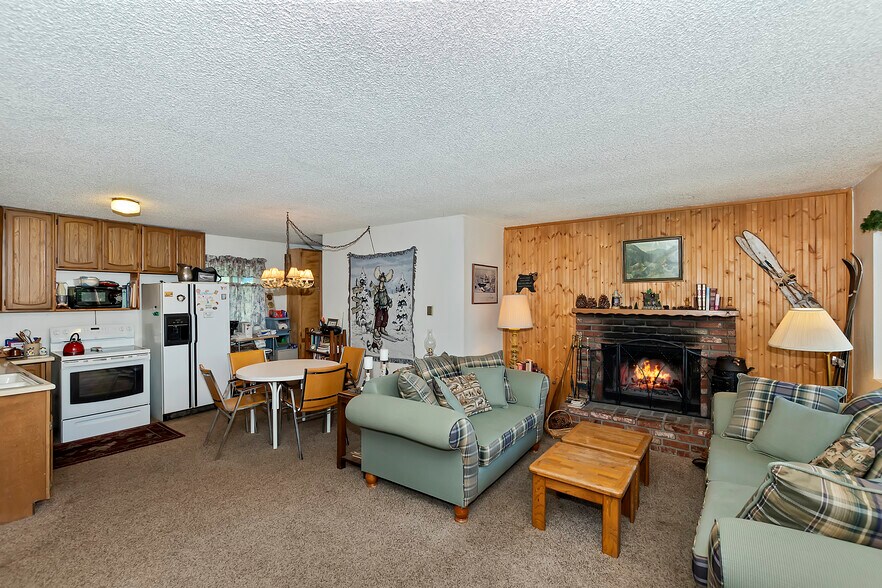 More Photos Of 432 Big Bear Blvd, Big Bear City Apartments For Sale