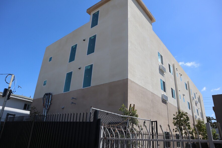 More Photos Of 8717 S Central Ave, Los Angeles Apartments For Sale