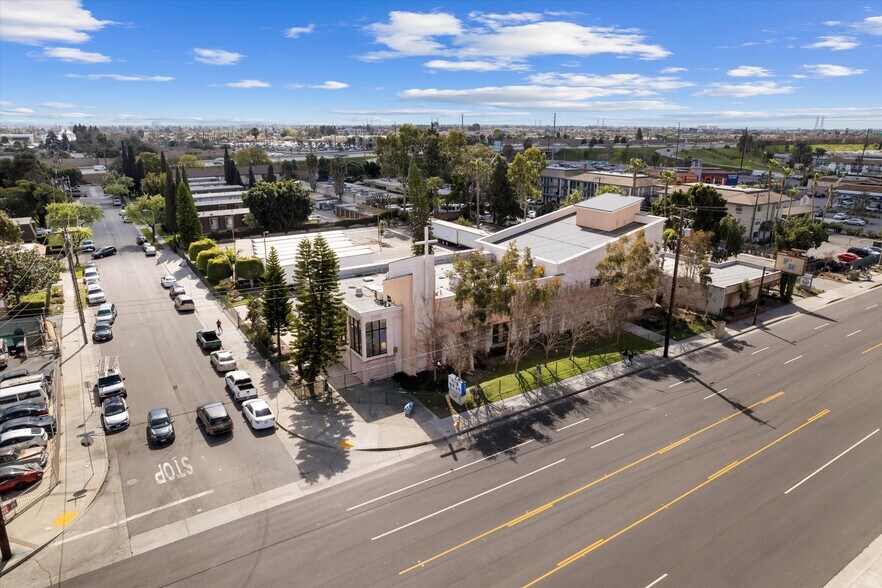 Primary Photo Of 8132 Garden Grove Blvd, Garden Grove Religious Facility For Sale