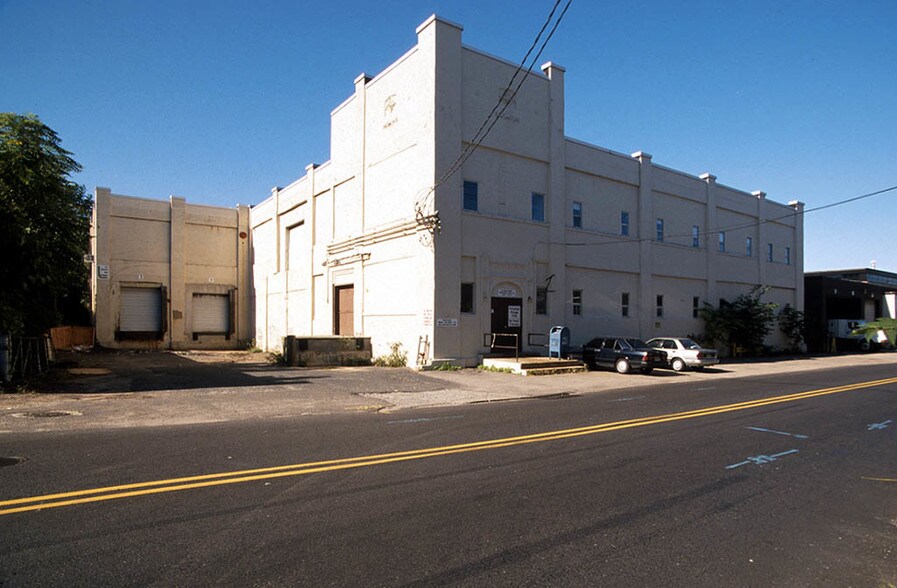 Primary Photo Of 2027 83rd St, North Bergen Warehouse For Lease