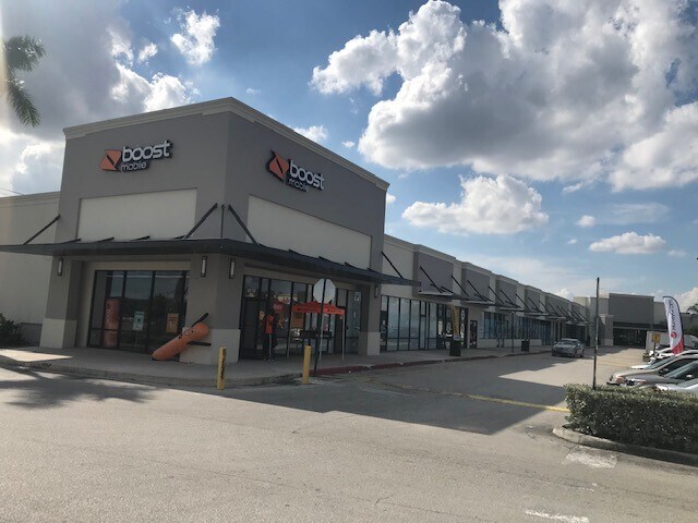 More Photos Of 3250 W 18th St, Hialeah Unknown For Lease