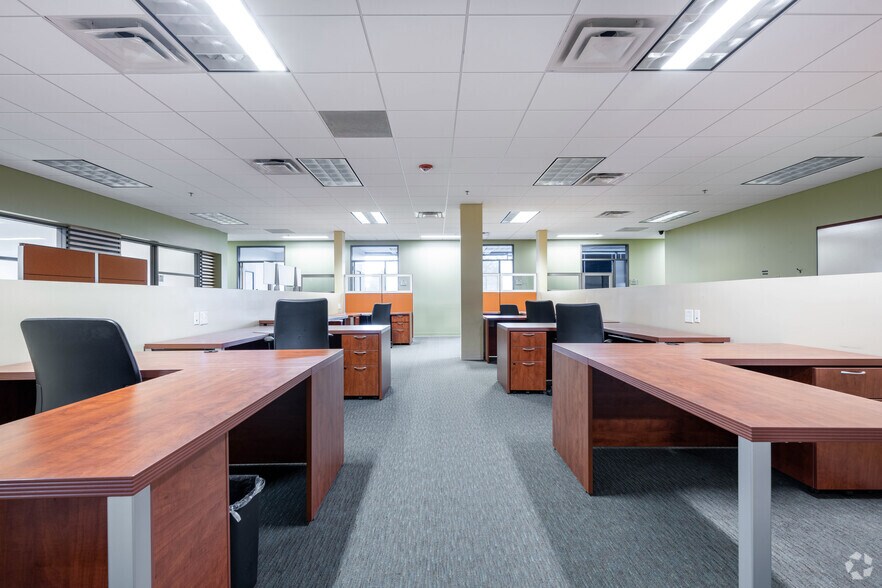 More Photos Of 3001 Bee Caves Rd, Austin Office For Lease