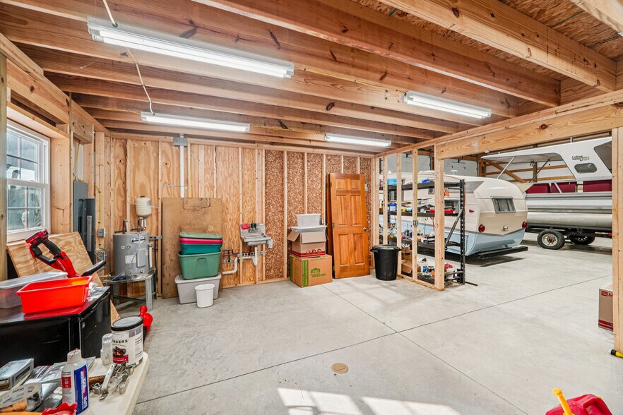 More Photos Of 510 Lillys Bridge Rd, Mount Gilead Flex For Sale