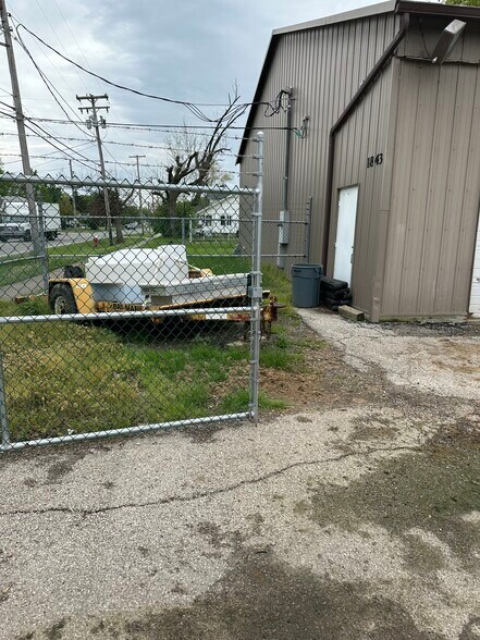 More Photos Of 1843 Middle Ave, Elyria Warehouse For Sale