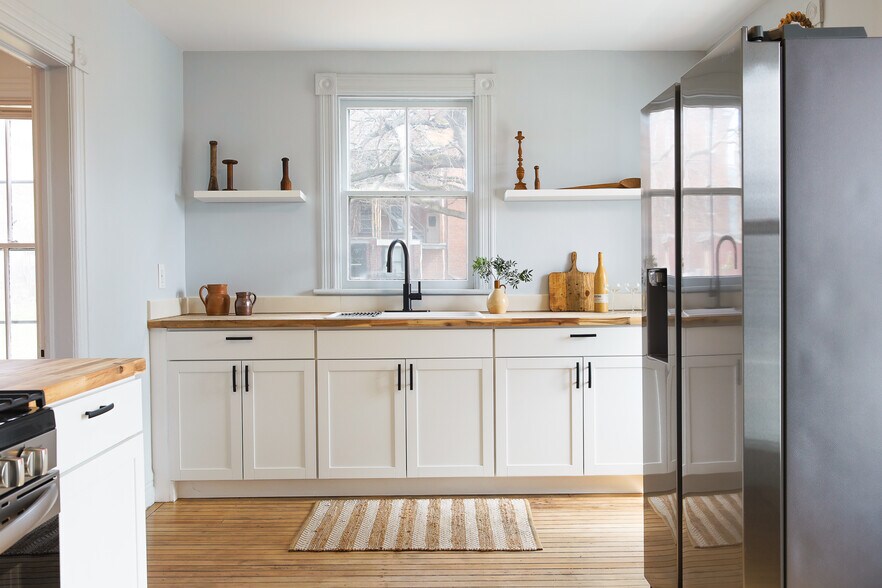 More Photos Of 18 S 6th St, Hudson Religious Facility For Sale