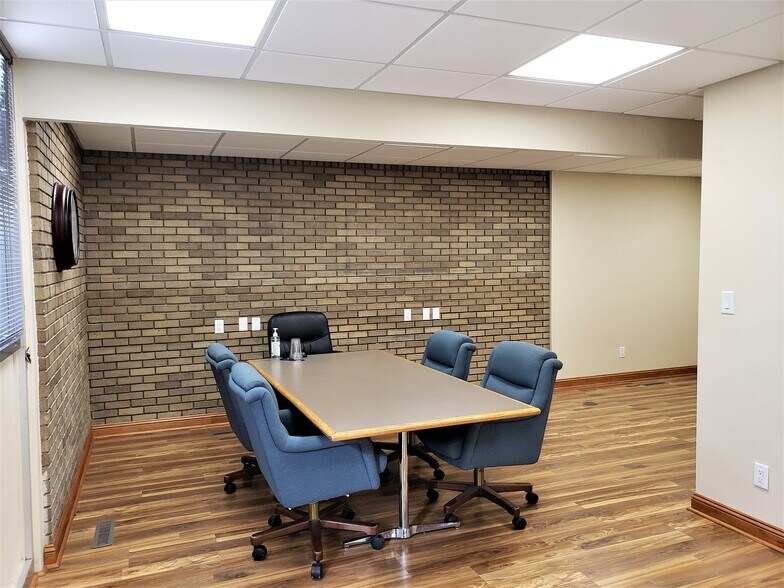 More Photos Of 616 Kellogg Ave, Ames Office For Lease