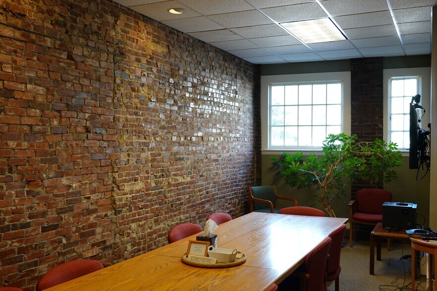 More Photos Of 103 Exchange St, Portland Office For Lease
