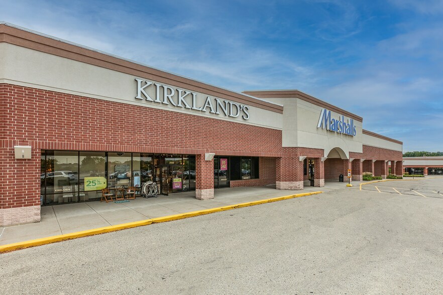 Primary Photo Of 2101-2111 Zeier Rd, Madison General Retail For Lease