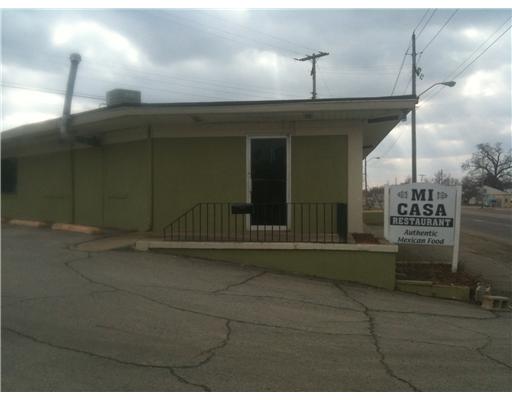 More Photos Of 4020 Midland Blvd, Fort Smith Restaurant For Lease