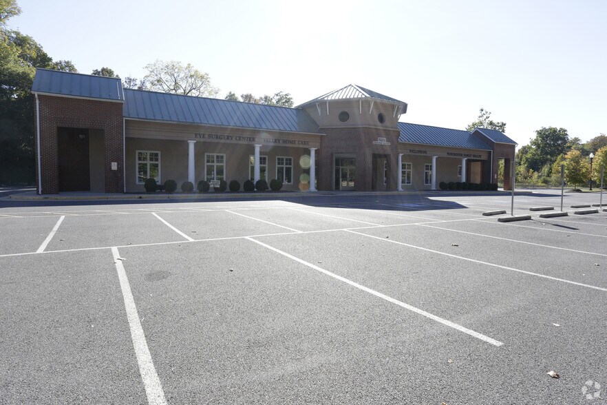 Primary Photo Of 525 Amherst St, Winchester Medical For Lease