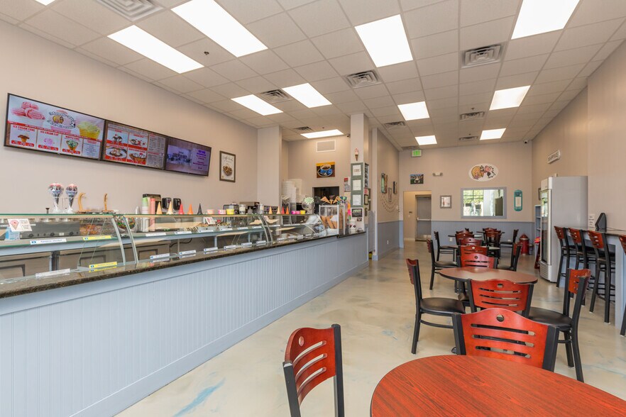 More Photos Of 2219 County Road 220, Middleburg General Retail For Sale