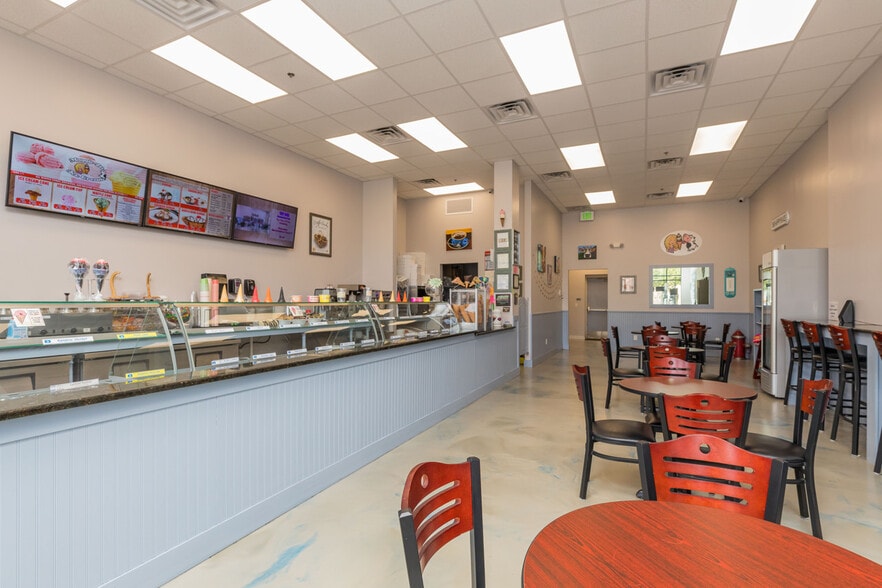 More Photos Of 2219 County Road 220, Middleburg General Retail For Sale