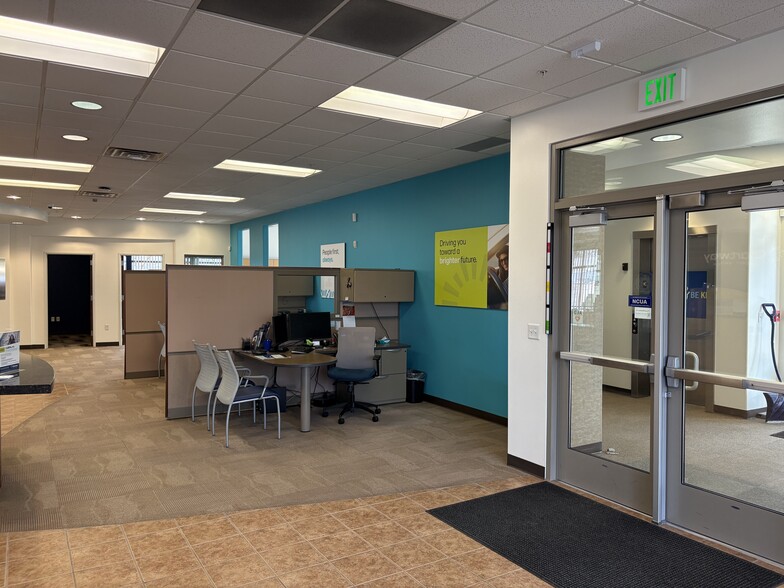More Photos Of 3557 W 9800 S, South Jordan Office For Sale