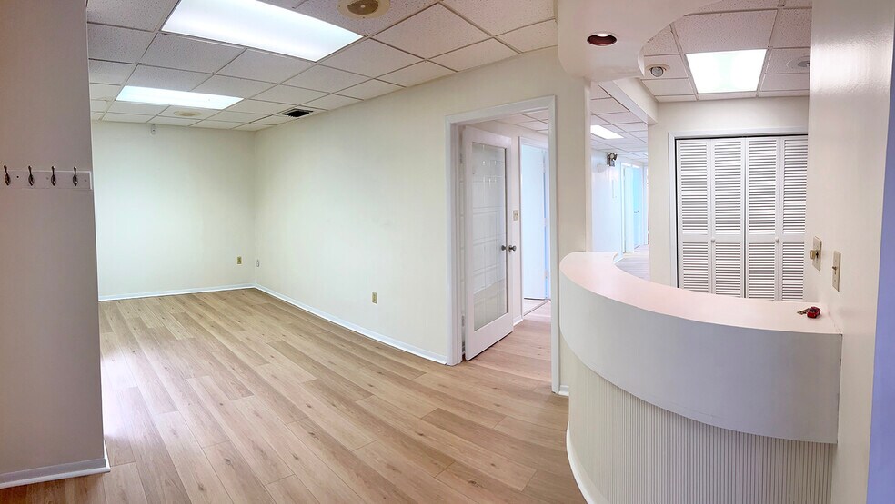 More Photos Of 4501 N Armenia Ave, Tampa Medical For Lease