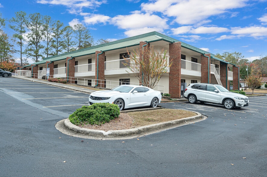 More Photos Of 1572 Montgomery Hwy, Birmingham Office For Lease