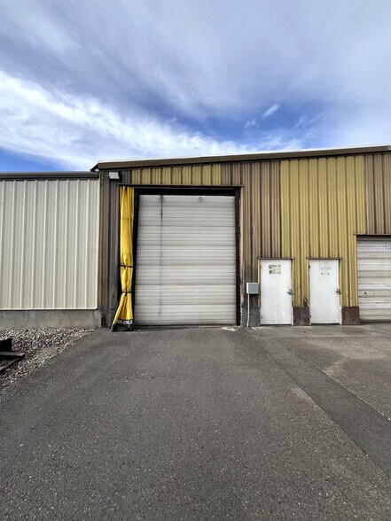 More Photos Of 1994 Highland Ave E, Twin Falls Warehouse For Lease