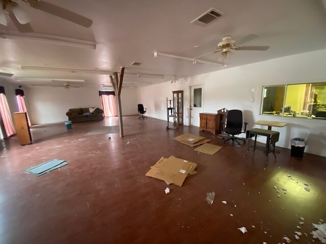 More Photos Of 3657 Farm to Market Hwy, Kempner Warehouse For Sale