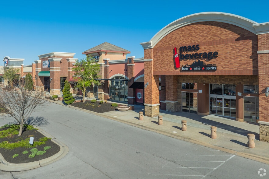 More Photos Of 8600-8660 N Boardwalk Ave, Kansas City Storefront For Lease