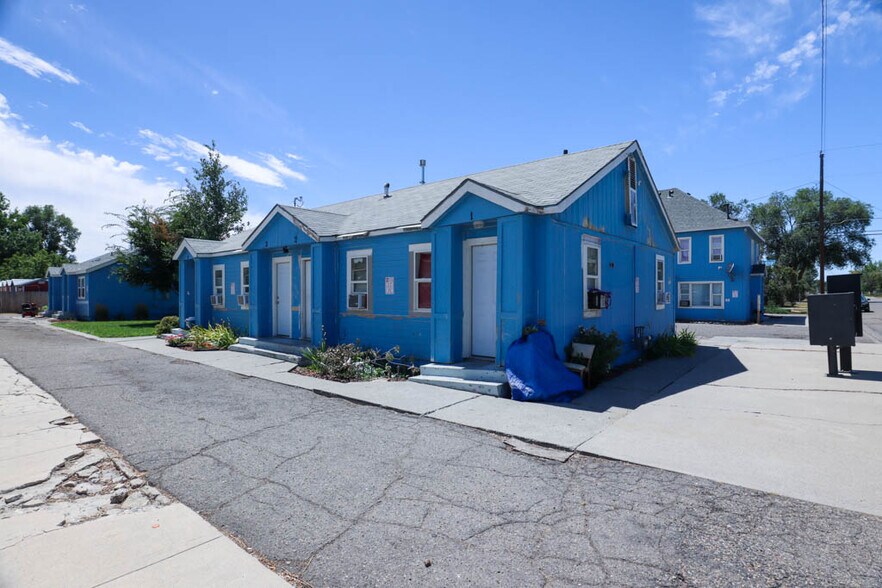 More Photos Of 124 NW 4th Ave, Ontario Apartments For Sale