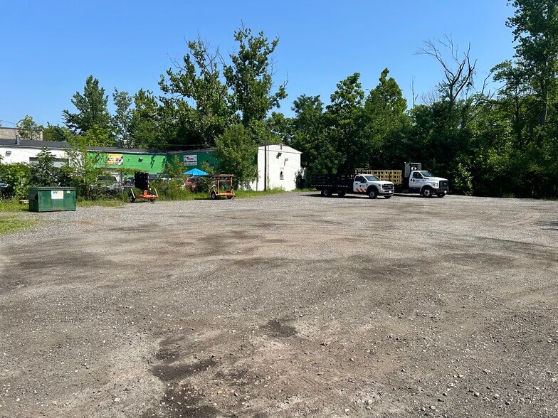 More Photos Of 7900 Pulaski Hwy, Rosedale Industrial For Lease